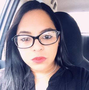 Meet your Posher, Daniela